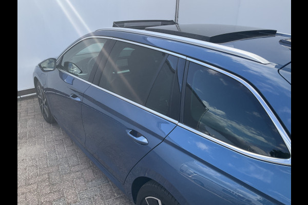 Škoda Octavia Combi 1.4 TSI iV PHEV Business Edition Plus Pano.dak Stoel/Stuur verw. Škoda Octavia Combi 1.4 TSI iV PHEV Business Edition Plus Pano.dak Stoel/Stuur verw.