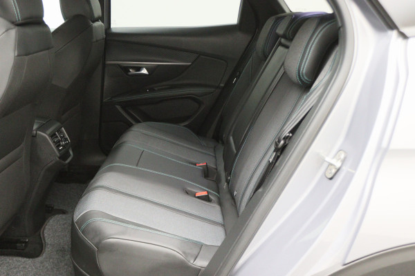 Peugeot 3008 1.6 HYbrid 225 Allure Pack Business
