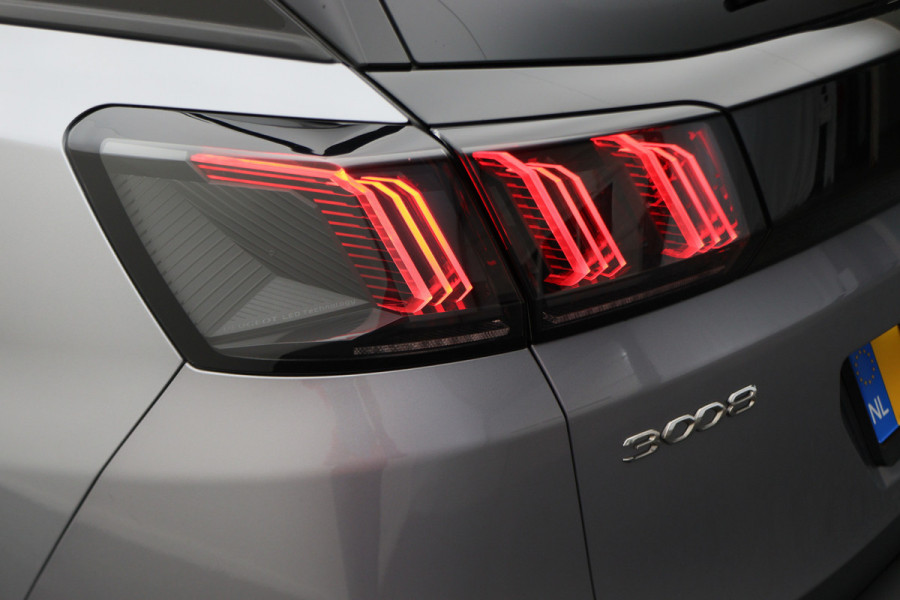 Peugeot 3008 1.6 HYbrid 225 Allure Pack Business