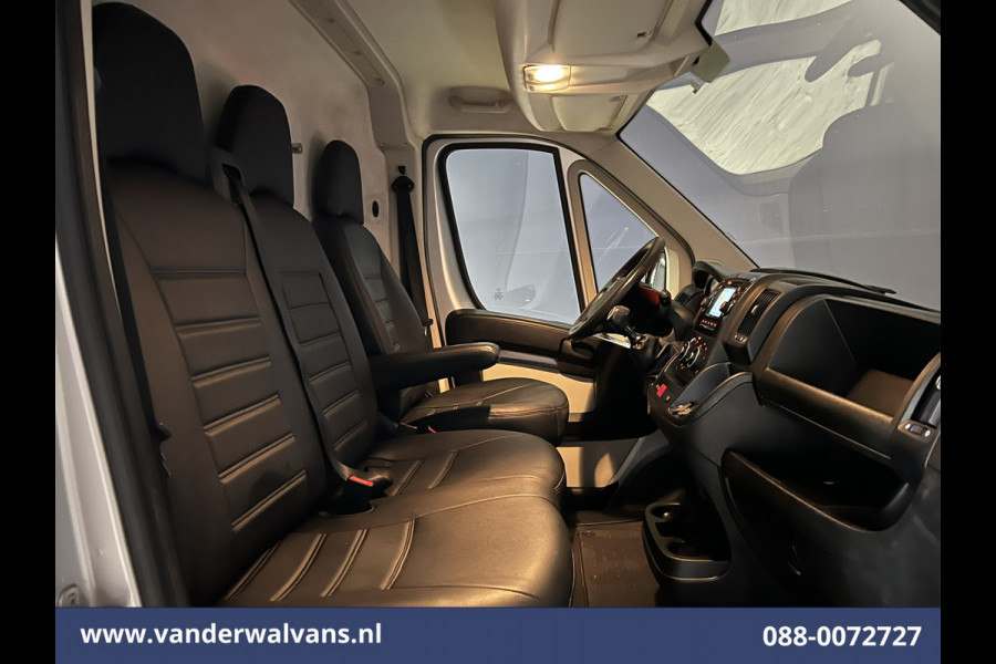 Citroën Jumper 2.0 BlueHDi 164pk L2H2 Euro6 Airco | Imperiaal | Navigatie | 2500kg Trekhaak | Camera | Cruisecontrol Parkeersensoren, Bijrijdersbank