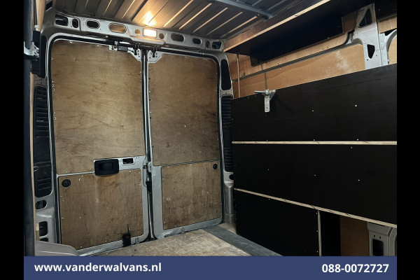 Citroën Jumper 2.0 BlueHDi 164pk L2H2 Euro6 Airco | Imperiaal | Navigatie | 2500kg Trekhaak | Camera | Cruisecontrol Parkeersensoren, Bijrijdersbank
