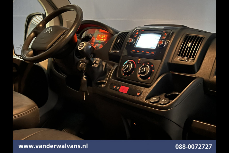 Citroën Jumper 2.0 BlueHDi 164pk L2H2 Euro6 Airco | Imperiaal | Navigatie | 2500kg Trekhaak | Camera | Cruisecontrol Parkeersensoren, Bijrijdersbank