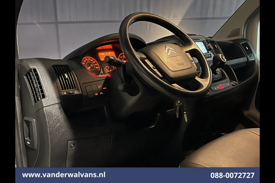 Citroën Jumper 2.0 BlueHDi 164pk L2H2 Euro6 Airco | Imperiaal | Navigatie | 2500kg Trekhaak | Camera | Cruisecontrol Parkeersensoren, Bijrijdersbank