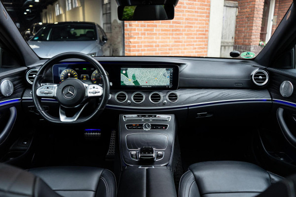 Mercedes-Benz E-Klasse 350 e AMG Pano / Memory / Burmester