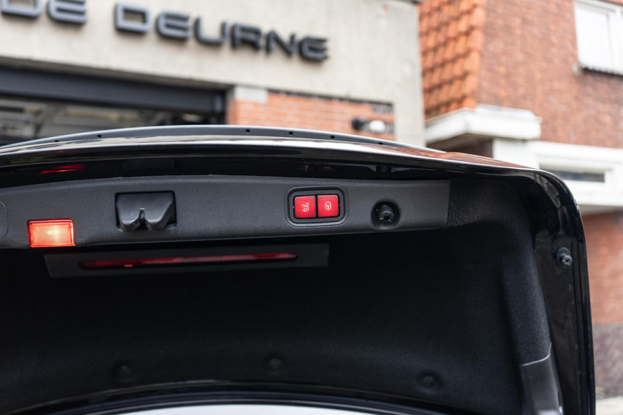 Mercedes-Benz E-Klasse 350 e AMG Pano / Memory / Burmester