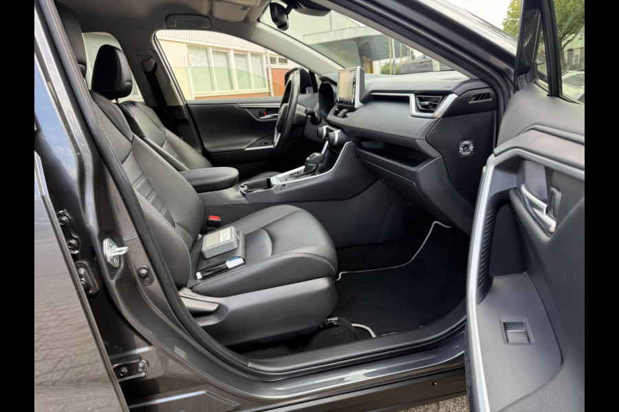 Toyota RAV4 2.5 Hybrid DYNAMIC SPORT 2020 LEDER ACC NAVI LED LUXE 12MND GARANTIE