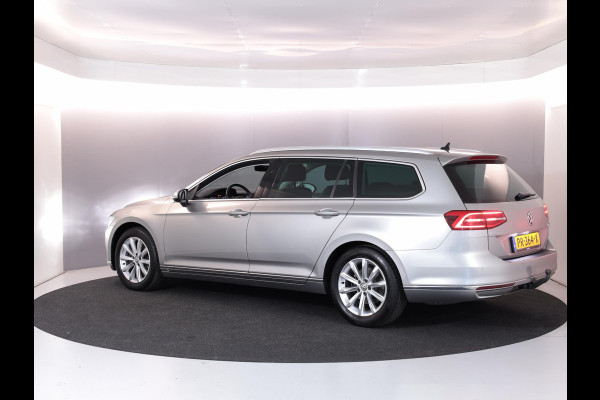 Volkswagen Passat Variant 1.4 TSI ACT Highline 150pk 6bak| Leer| Trekhaak| alarm| el. achterklep