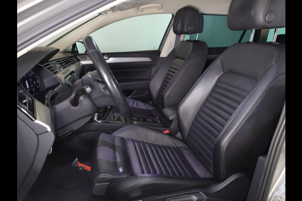 Volkswagen Passat Variant 1.4 TSI ACT Highline 150pk 6bak| Leer| Trekhaak| alarm| el. achterklep
