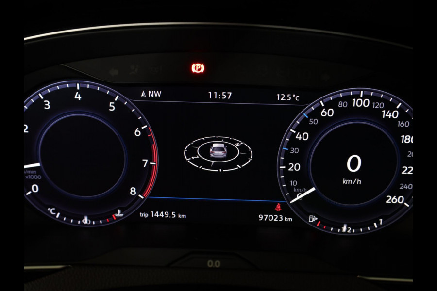 Volkswagen Passat Variant 1.4 TSI ACT Highline 150pk 6bak| Leer| Trekhaak| alarm| el. achterklep