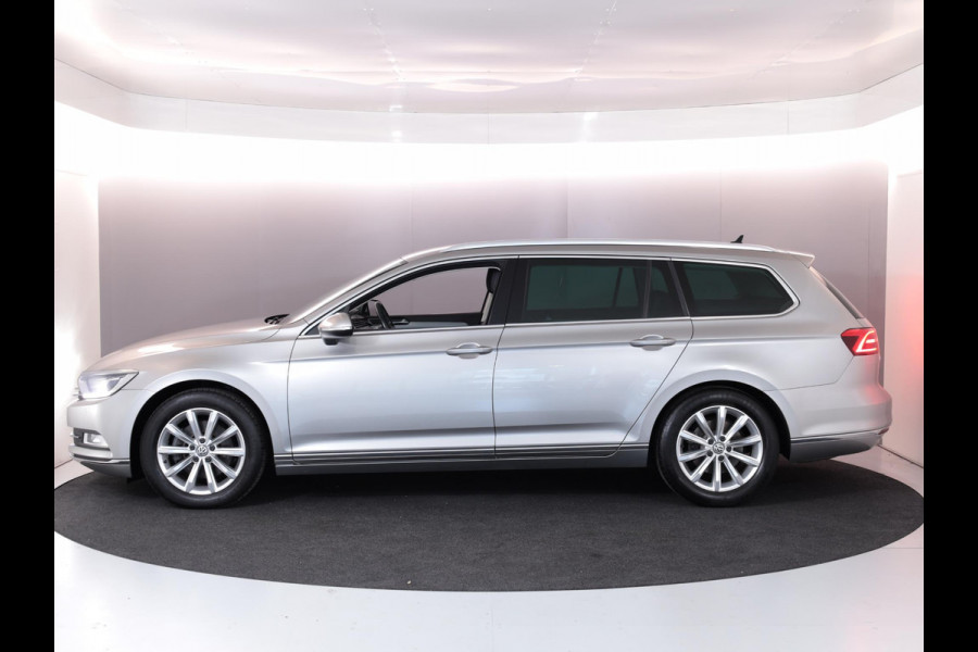 Volkswagen Passat Variant 1.4 TSI ACT Highline 150pk 6bak| Leer| Trekhaak| alarm| el. achterklep