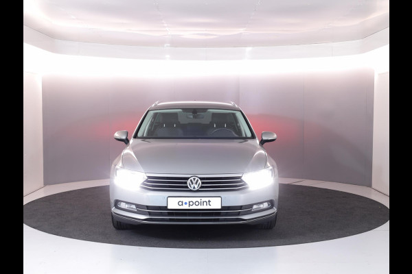 Volkswagen Passat Variant 1.4 TSI ACT Highline 150pk 6bak| Leer| Trekhaak| alarm| el. achterklep