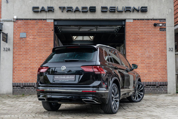 Volkswagen Tiguan 2.0 TSI 4Motion R-Line Pano / Trekhaak / Camera