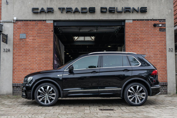 Volkswagen Tiguan 2.0 TSI 4Motion R-Line Pano / Trekhaak / Camera