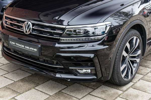 Volkswagen Tiguan 2.0 TSI 4Motion R-Line Pano / Trekhaak / Camera