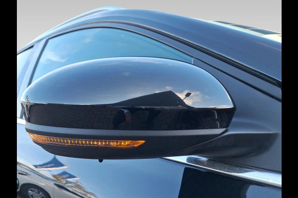 Renault MEGANE Estate 1.3 TCe Intens | automaat | 140PK | halfleder | stoelverwarming Renault MEGANE Estate 1.3 TCe Intens | automaat | 140PK | halfleder | stoelverwarming