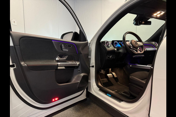 Mercedes-Benz EQB 250+ 7 Persoons 71 kWh SOH 99%-AMG STYLING-PANORAMA-MEMORY-DISTRONIC-ZEER COMPLEET