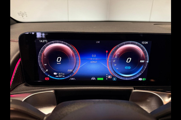 Mercedes-Benz EQB 250+ 7 Persoons 71 kWh SOH 99%-AMG STYLING-PANORAMA-MEMORY-DISTRONIC-ZEER COMPLEET
