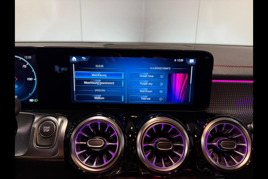 Mercedes-Benz EQB 250+ 7 Persoons 71 kWh SOH 99%-AMG STYLING-PANORAMA-MEMORY-DISTRONIC-ZEER COMPLEET