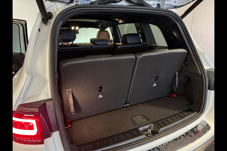 Mercedes-Benz EQB 250+ 7 Persoons 71 kWh SOH 99%-AMG STYLING-PANORAMA-MEMORY-DISTRONIC-ZEER COMPLEET