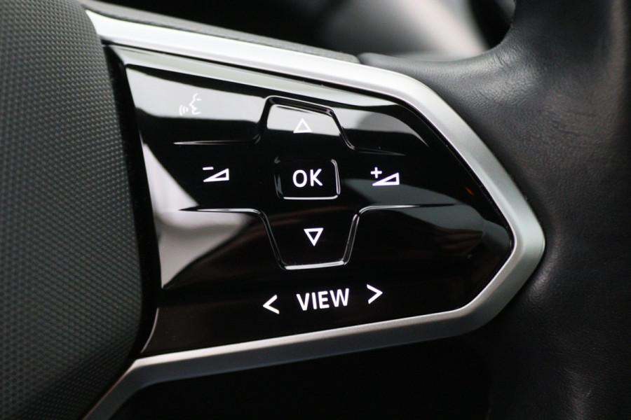 Volkswagen ID.4 First Max 77 kWh Panoramadak, Head-Up, 360° Camera, Travel Assist, Memory, Sfeerverlichting, 21"