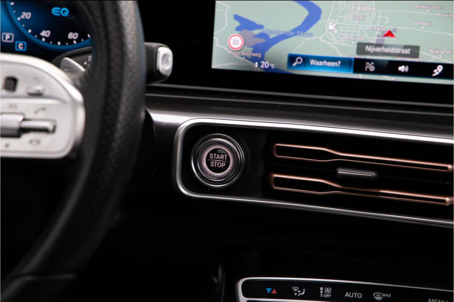 Mercedes-Benz EQC 400 4MATIC AMG Premium Plus Schuifdak, Burmester, Head-Up, Distronic, Memory