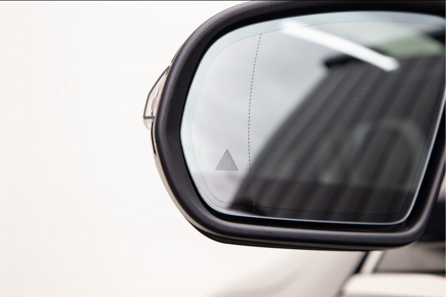 Mercedes-Benz EQC 400 4MATIC AMG Premium Plus Schuifdak, Burmester, Head-Up, Distronic, Memory