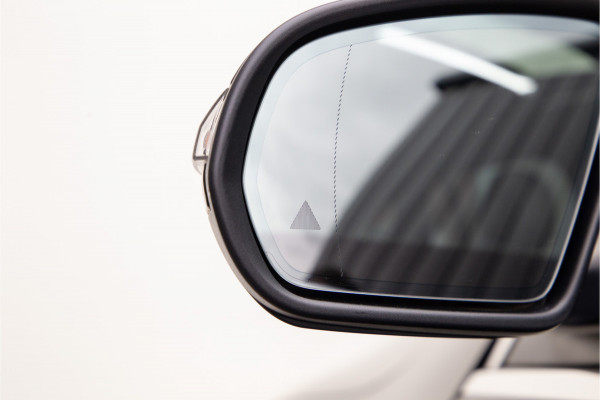 Mercedes-Benz EQC 400 4MATIC AMG Premium Plus Schuifdak, Burmester, Head-Up, Distronic, Memory