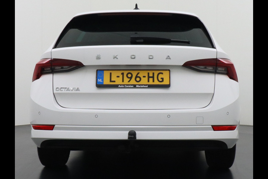 Škoda Octavia Combi T 111PK Apple Carplay Android Trekhaak Virtual Cockpit Elek.Achtreklep Pdc Navi Ecc Cruise Control Business Edition Stoel+Stuurverwarming Lmv Sunset DAB Led  Keyless 1e Eigenaar Origineel Nederlandse Auto 1300kg trekvermogen