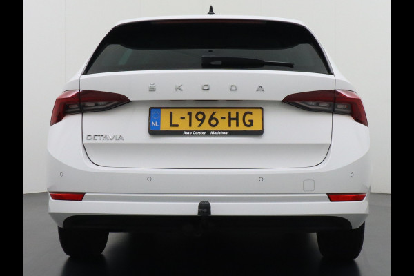 Škoda Octavia Combi T 111PK Apple Carplay Android Trekhaak Virtual Cockpit Elek.Achtreklep Pdc Navi Ecc Cruise Control Business Edition Stoel+Stuurverwarming Lmv Sunset DAB Led  Keyless 1e Eigenaar Origineel Nederlandse Auto 1300kg trekvermogen