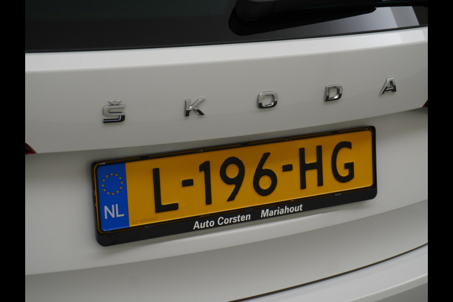 Škoda Octavia Combi T 111PK Apple Carplay Android Trekhaak Virtual Cockpit Elek.Achtreklep Pdc Navi Ecc Cruise Control Business Edition Stoel+Stuurverwarming Lmv Sunset DAB Led  Keyless 1e Eigenaar Origineel Nederlandse Auto 1300kg trekvermogen