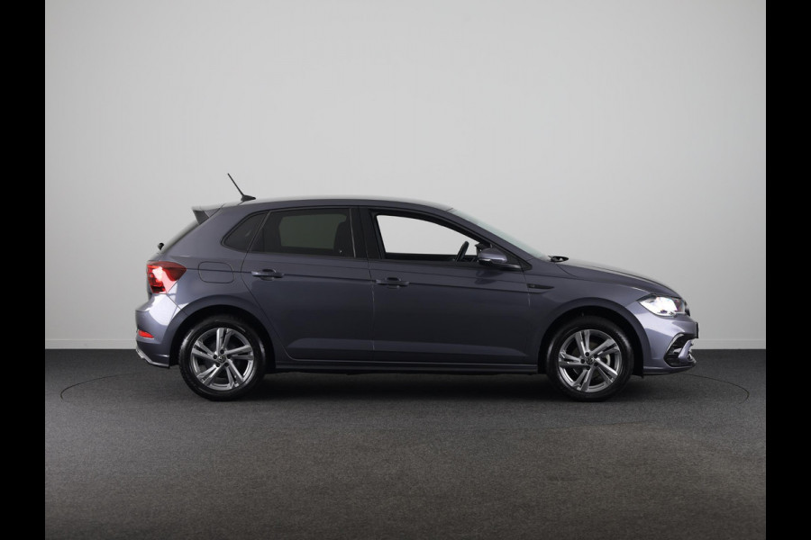 Volkswagen Polo 1.0 TSI R-Line 95 pk Automaat (DSG) | Verlengde garantie | Navigatie | Parkeersensoren | Achteruitrijcamera | Adaptieve cruise control | R-Line |