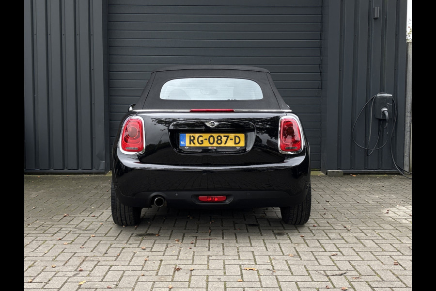 MINI Cabrio 1.5 Cooper Chili Serious Business Harman & Kardon - HUD - Stoelverwarming - Navi -