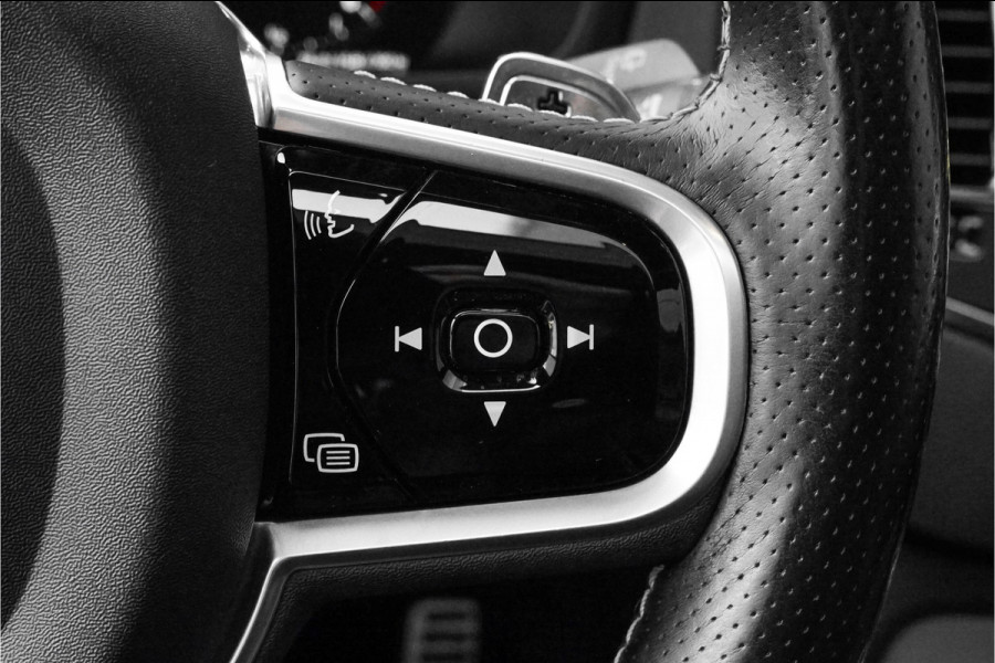 Volvo XC90 2.0 D5 AWD R-Design 7-Pers Leder Pano Trekhaak