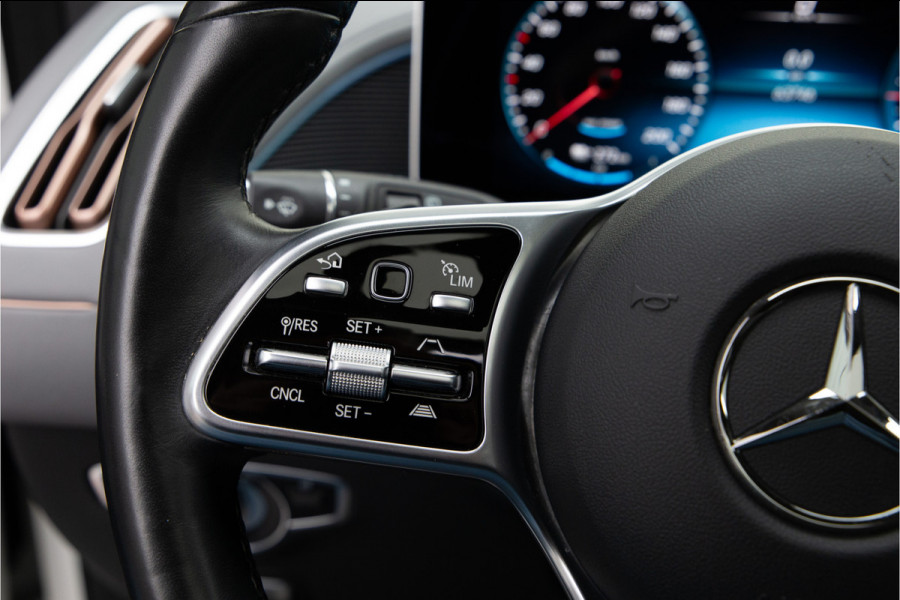 Mercedes-Benz EQC 400 4MATIC Premium Plus 80 AMG, Schuifdak, Burmester, Distronic, Head-Up 2020