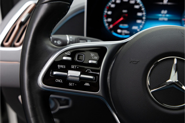 Mercedes-Benz EQC 400 4MATIC Premium Plus 80 AMG, Schuifdak, Burmester, Distronic, Head-Up 2020