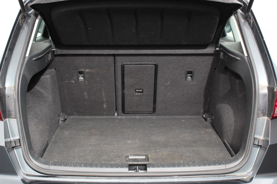 Seat Ateca 1.5 TSI DSG Style Navigatie Apple Carplay/Android Auto Cruise Control Stoelverwarming Elektrische Achterklep Beats Audio Seat Ateca 1.5 TSI DSG Style Navigatie Apple Carplay/Android Auto Cruise Control Stoelverwarming Elektrische Achterklep Beats Audio