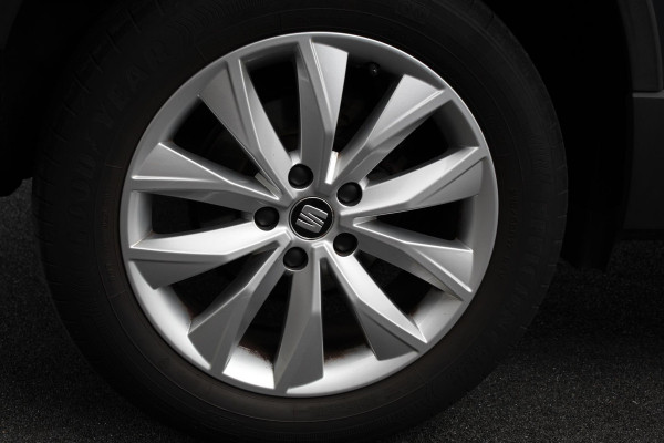 Seat Ateca 1.5 TSI DSG Style Navigatie Apple Carplay/Android Auto Cruise Control Stoelverwarming Elektrische Achterklep Beats Audio Seat Ateca 1.5 TSI DSG Style Navigatie Apple Carplay/Android Auto Cruise Control Stoelverwarming Elektrische Achterklep Beats Audio