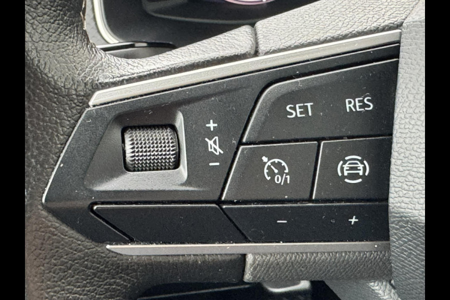Seat Arona 1.0 TSI Style Business Connect Cruise control Climate control Stoelverwarming Apple / Android Bleutooth Parkeersensor