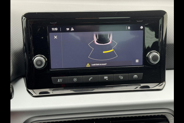 Seat Arona 1.0 TSI Style Business Connect Cruise control Climate control Stoelverwarming Apple / Android Bleutooth Parkeersensor