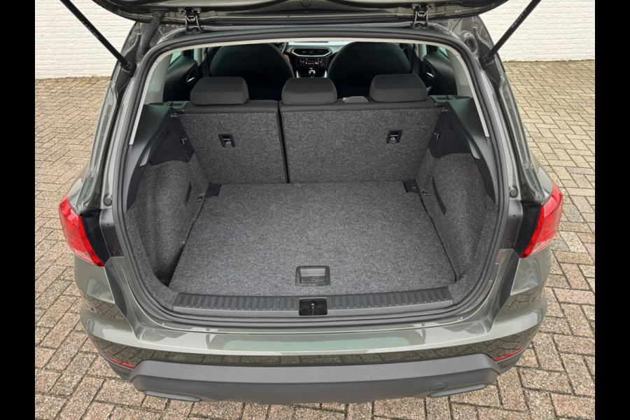Seat Arona 1.0 TSI Style Business Connect Cruise control Climate control Stoelverwarming Apple / Android Bleutooth Parkeersensor