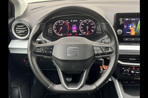 Seat Arona 1.0 TSI Style Business Connect Cruise control Climate control Stoelverwarming Apple / Android Bleutooth Parkeersensor