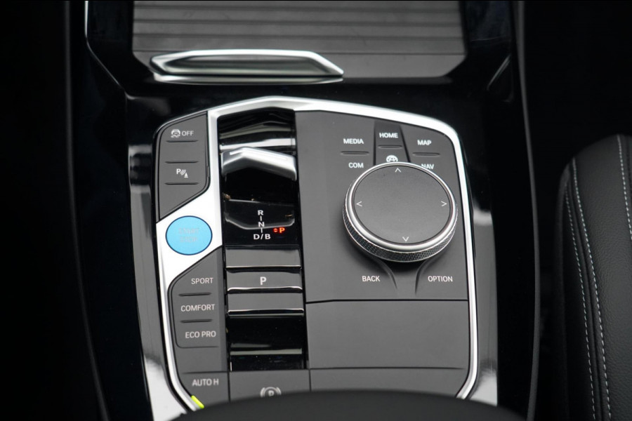 BMW iX3 High Executive Edition 80 kWh / M-Sport / 7.058 KM! / Pano / Leder / Incl. BTW / Camera / Navigatie / Stoelverw.