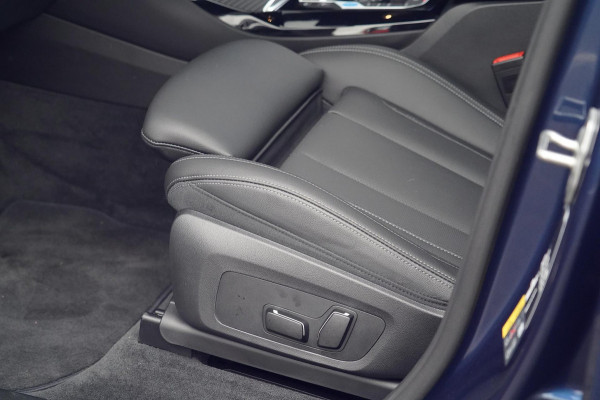 BMW iX3 High Executive Edition 80 kWh / M-Sport / 7.058 KM! / Pano / Leder / Incl. BTW / Camera / Navigatie / Stoelverw.