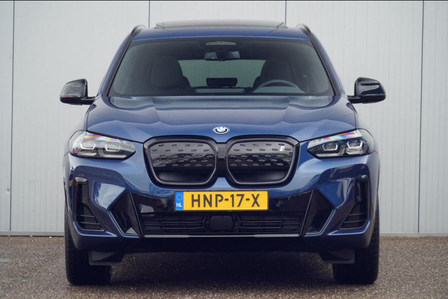 BMW iX3 High Executive Edition 80 kWh / M-Sport / 7.058 KM! / Pano / Leder / Incl. BTW / Camera / Navigatie / Stoelverw.