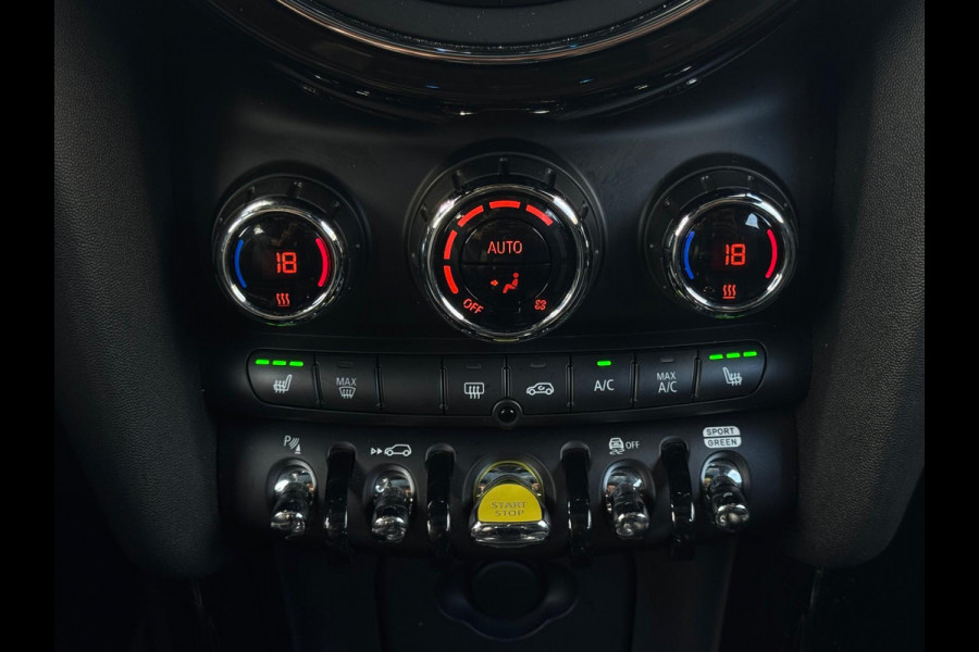 MINI Mini Electric Yours 33 kWh, panoramadak,lederen sportinterieur,camera, navigatie, 1 e eigenaar, nl auto met nap