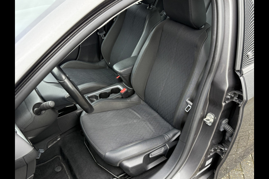Opel CORSA-E Elegance 50 kWh | Dealeronderhouden | Apple Carplay | 1e eigenaar