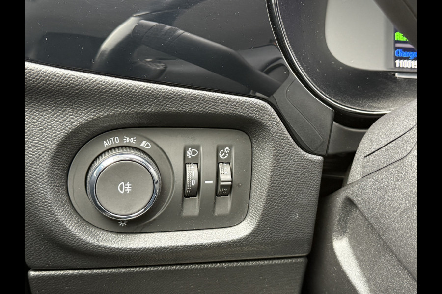 Opel CORSA-E Elegance 50 kWh | Dealeronderhouden | Apple Carplay | 1e eigenaar