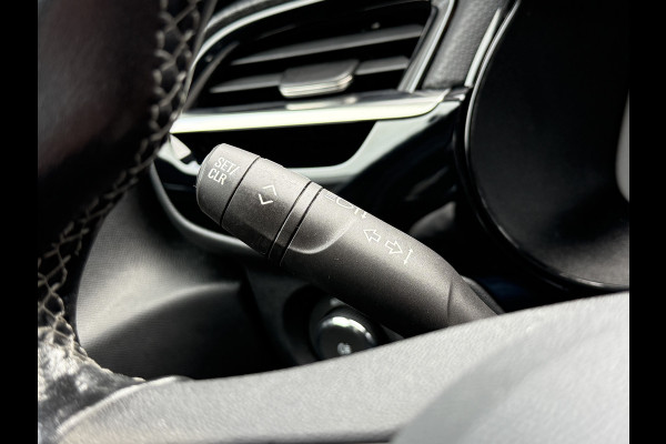 Opel CORSA-E Elegance 50 kWh | Dealeronderhouden | Apple Carplay | 1e eigenaar