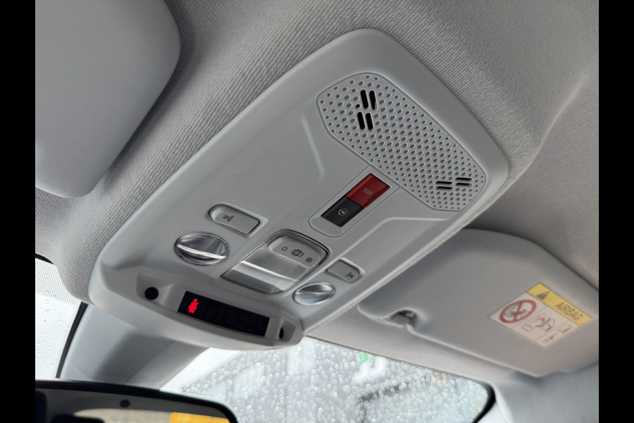 Opel CORSA-E Elegance 50 kWh | Dealeronderhouden | Apple Carplay | 1e eigenaar
