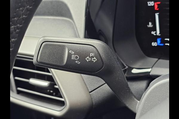 Ford Transit Courier 1.0 EcoBoost Limited Automaat | Nieuwstaat | Navigatie | Cruise control adaptief | Camera | Stoelverwarming | Stuurwielverwarming etc.